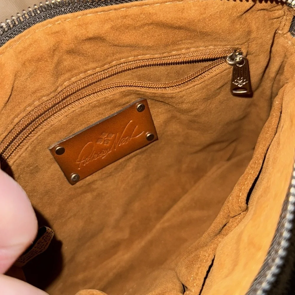 Rare Patricia Nash Set! Fall Color Floral Design Leather Large & Smaller Bag - Picture 9 of 11